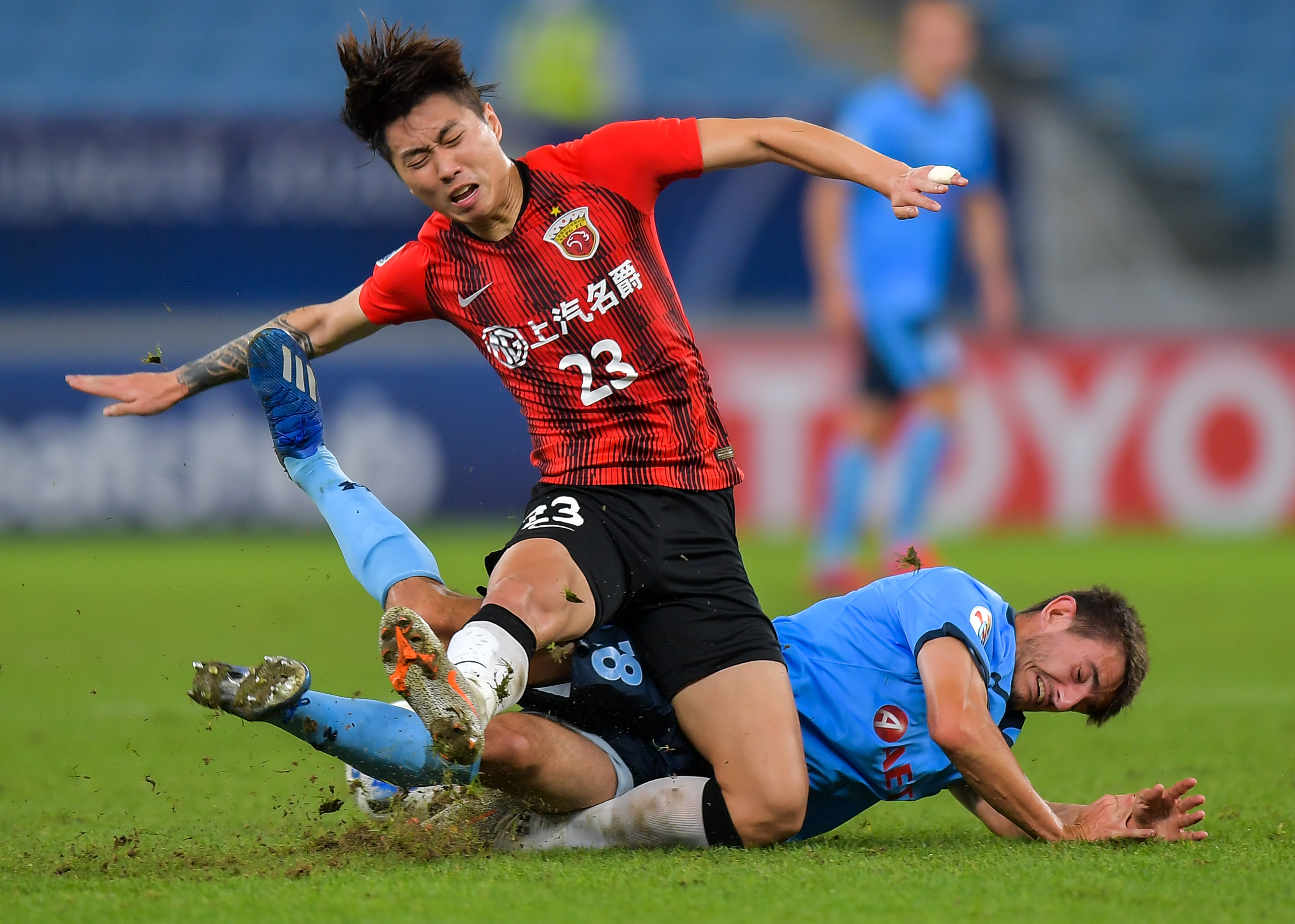 开云在线赛事平台-上海上港球员展现技术特点，备战下场对手