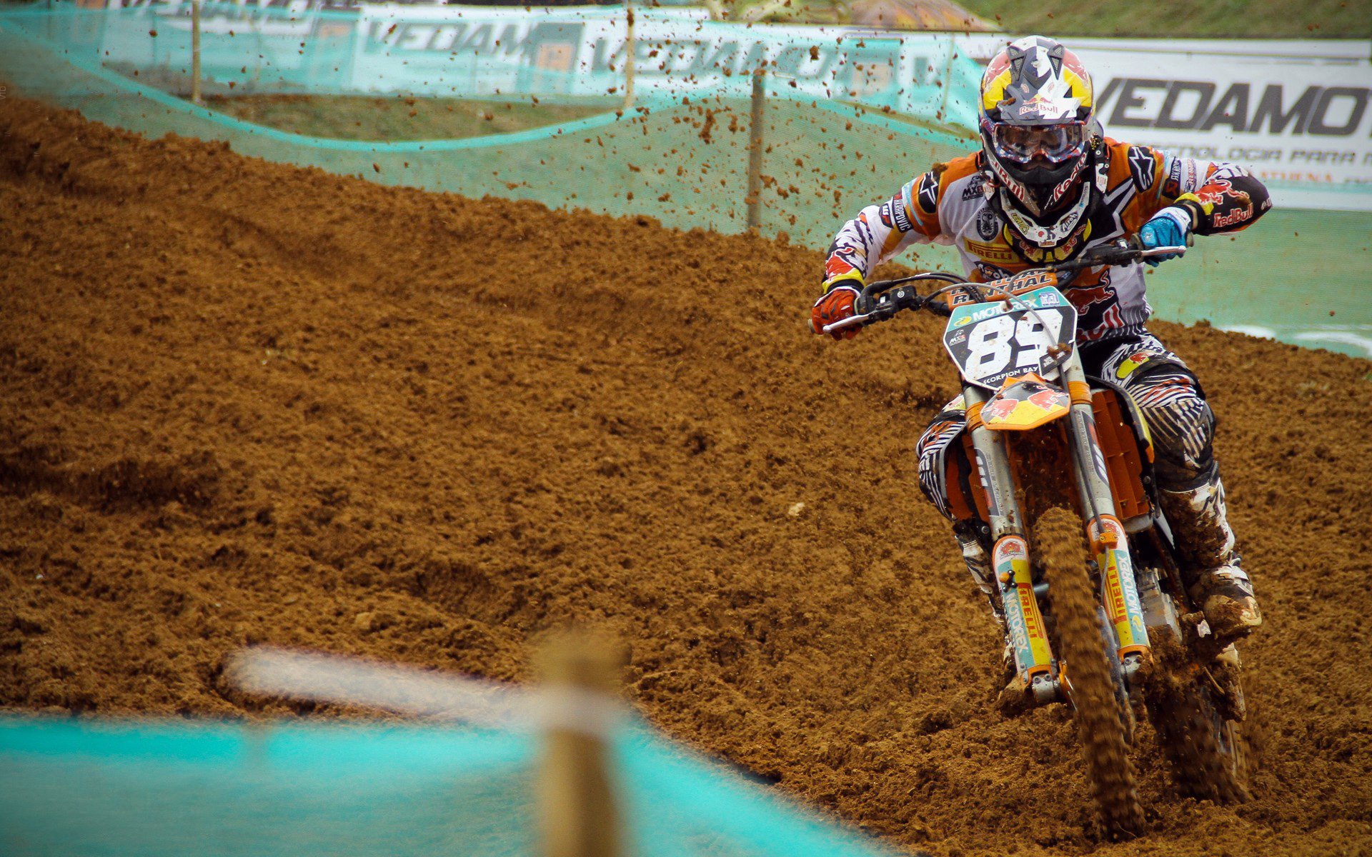 开云体育登录-战术革命与意志胜利，巴尔韦德导演，德国战车碾过黄色潜水艇