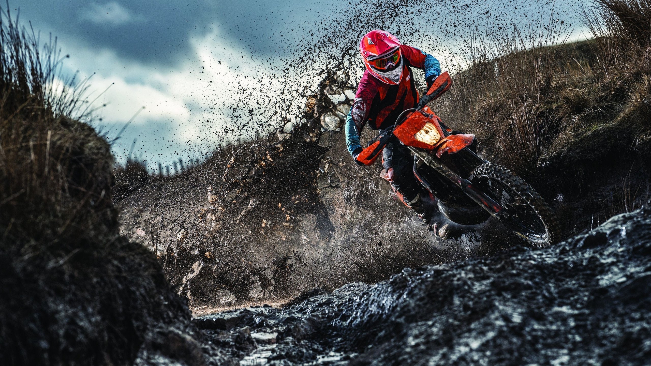 太阳战术压制公牛，F1年度争冠焦点战的赛道启示